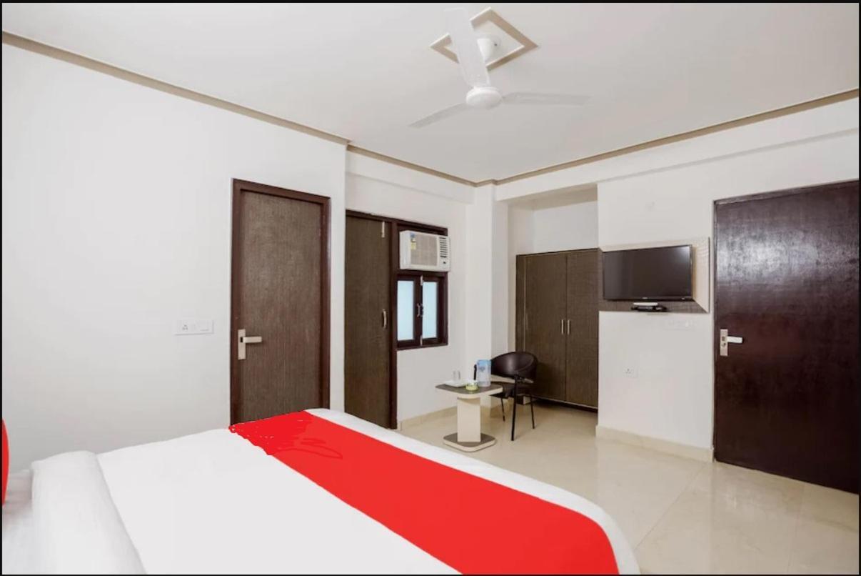 Hotel The Ocean Near Igi Airport نيودلهي المظهر الخارجي الصورة