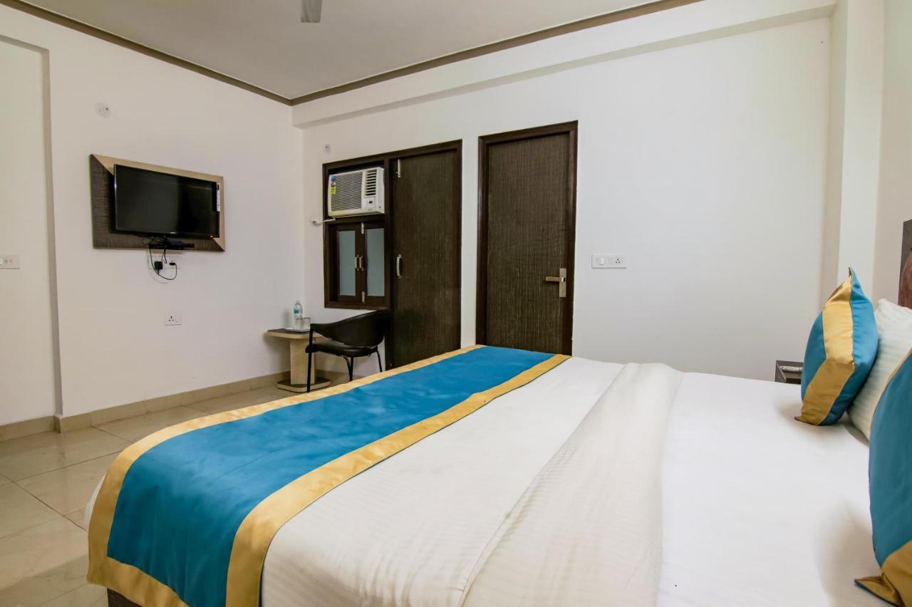 Hotel The Ocean Near Igi Airport نيودلهي المظهر الخارجي الصورة