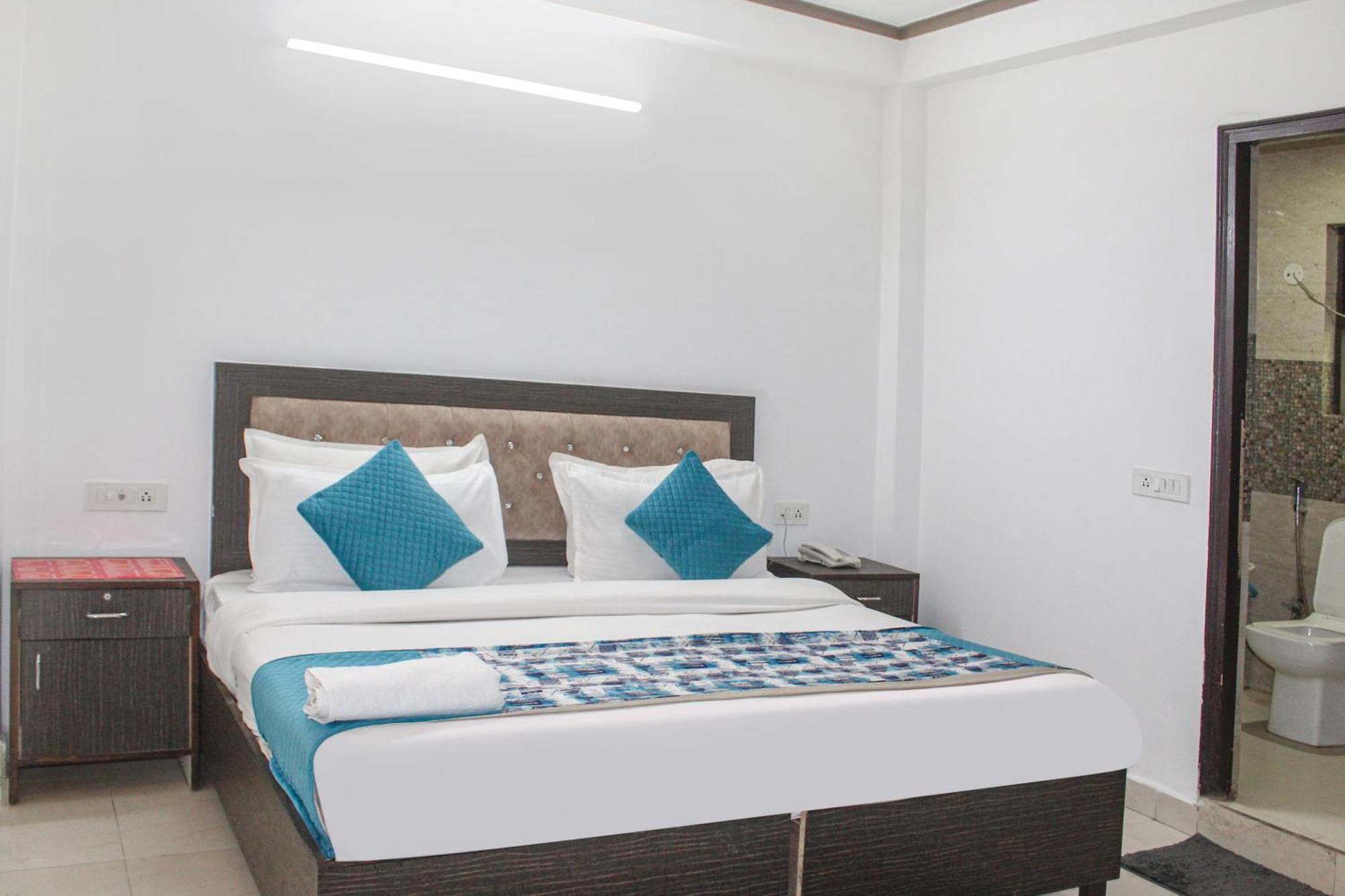 Hotel The Ocean Near Igi Airport نيودلهي المظهر الخارجي الصورة