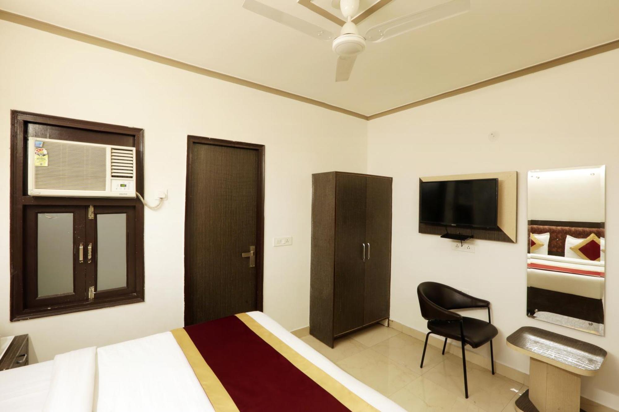 Hotel The Ocean Near Igi Airport نيودلهي المظهر الخارجي الصورة